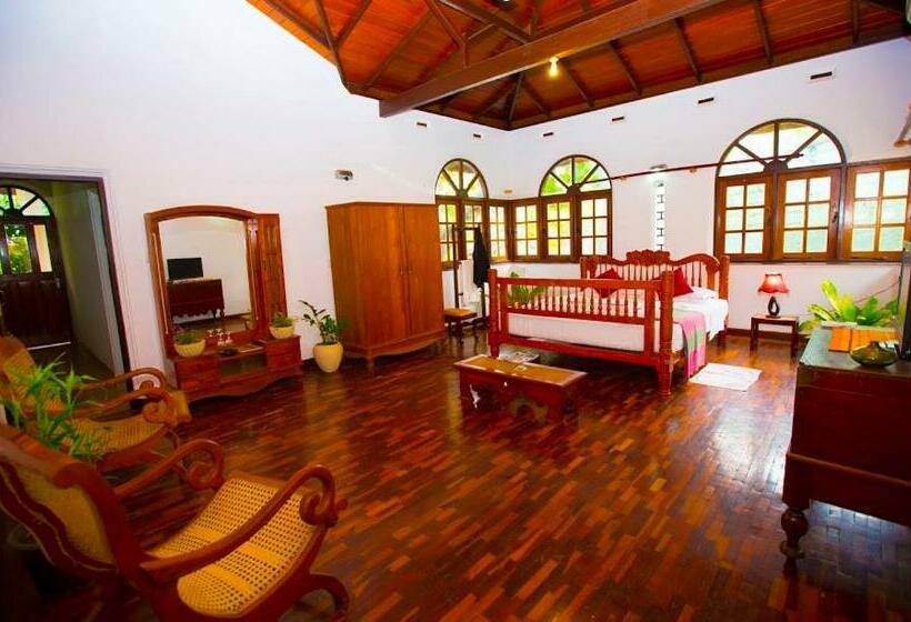 בית מלון כפרי Rockwood Villa