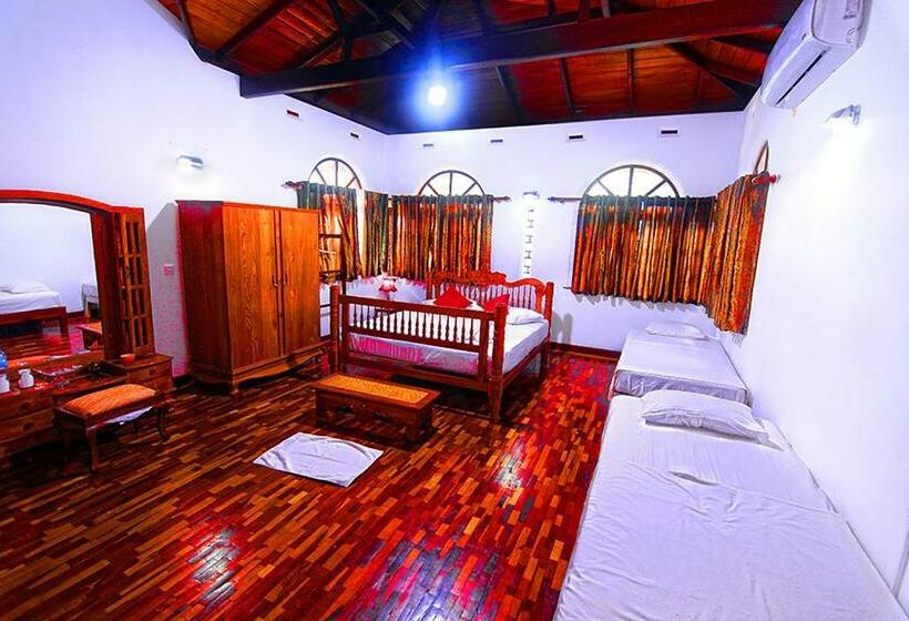 בית מלון כפרי Rockwood Villa