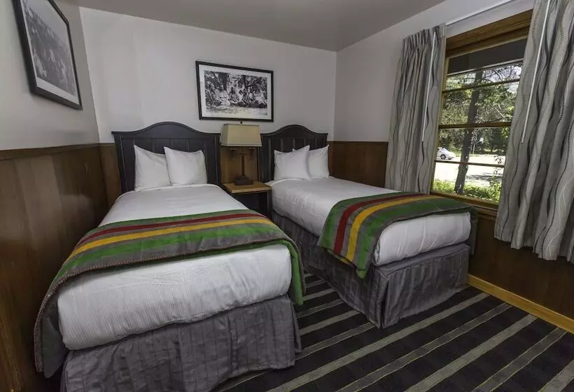 Motelli Swiftcurrent Motor Inn And Cabins   Inside The Park