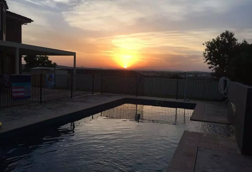 تختخواب و صبحانه Anja S Place In The Hunter Valley