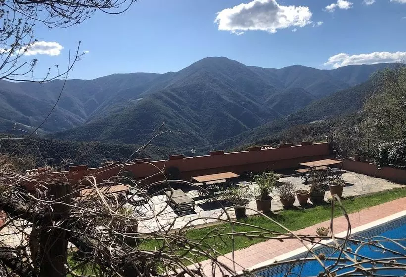 Cozy Apartment In Catalonia With Pool And Garden