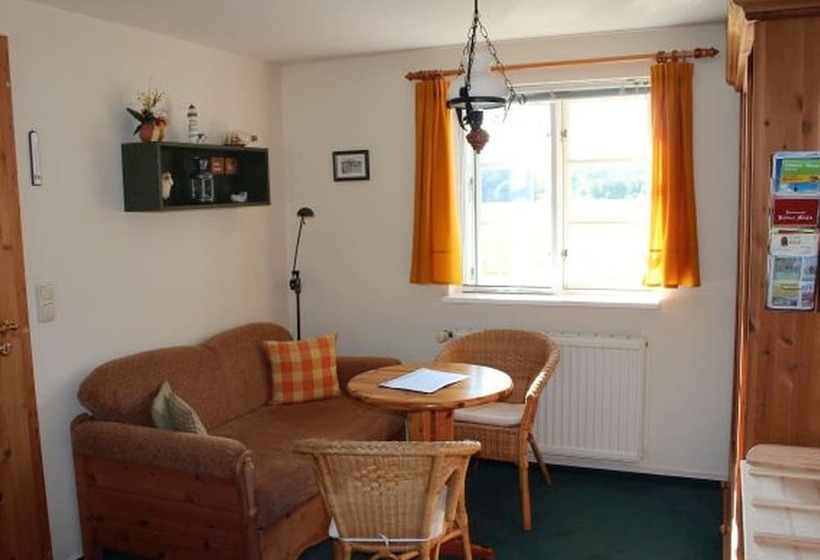 Cozy Apartment In Hohenkirchen With Terrace