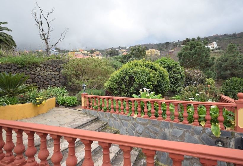 Cozy Cottage In Orotava With Swimming Pool