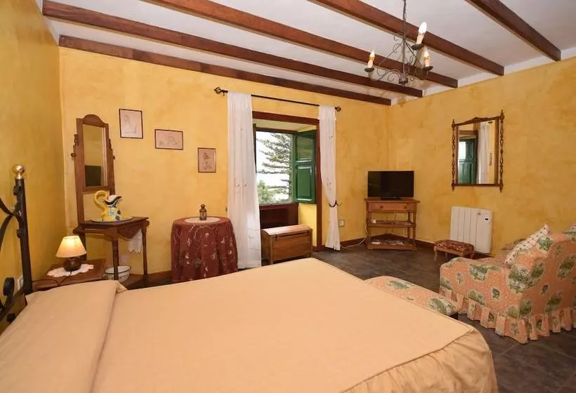 Cozy Cottage In Orotava With Swimming Pool
