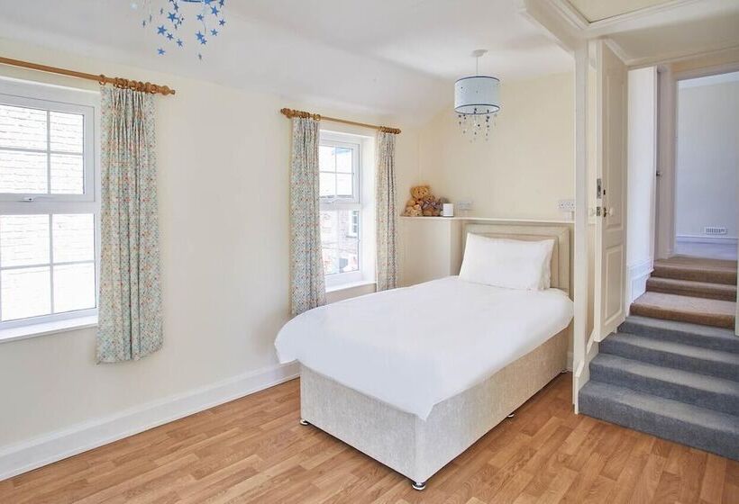 فندق Cobblestones