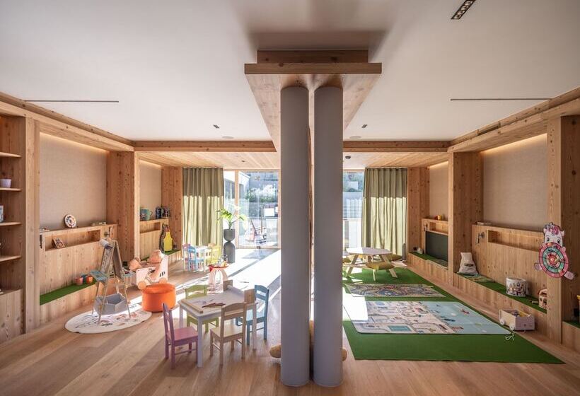 Falkensteiner Hotel Kronplatz, The Leading Hotels of The World