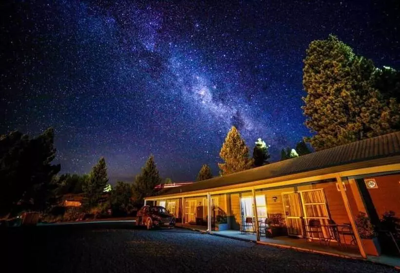 Hotelli Lakes Edge Holiday Park