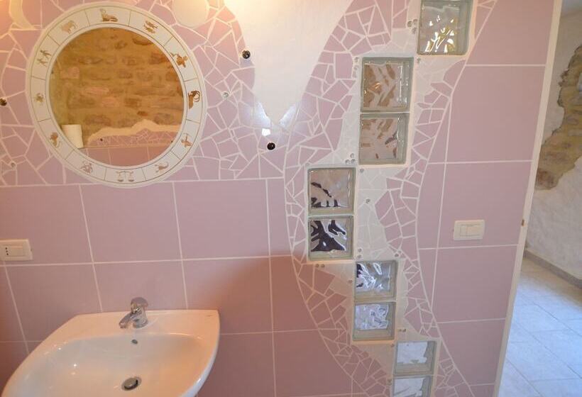 Quaint Cottage In Pergola With Garden