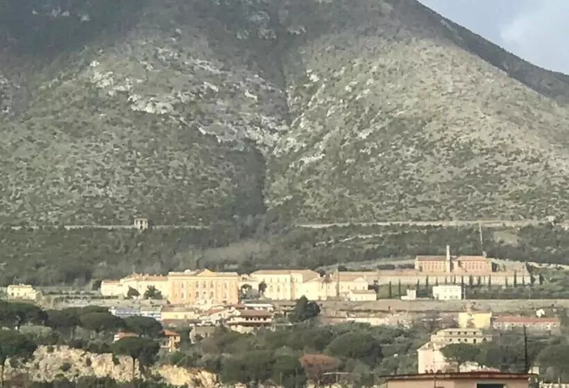 ベッドアンドブレックファースト Caserta Royale Apartment