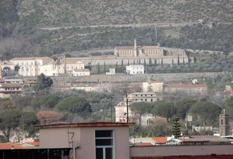 ベッドアンドブレックファースト Caserta Royale Apartment