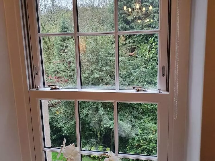 Aamiaismajoitus (B&B) Wern House