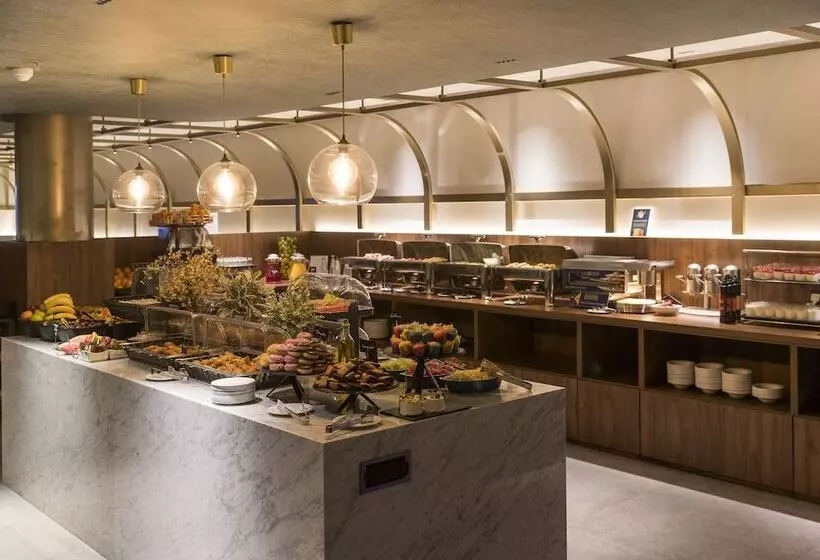 هتل Mercure St. Julian S Malta