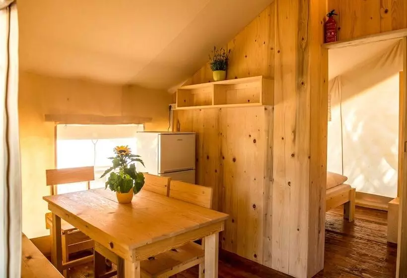 ホテル Sunflower Camping Savudrija