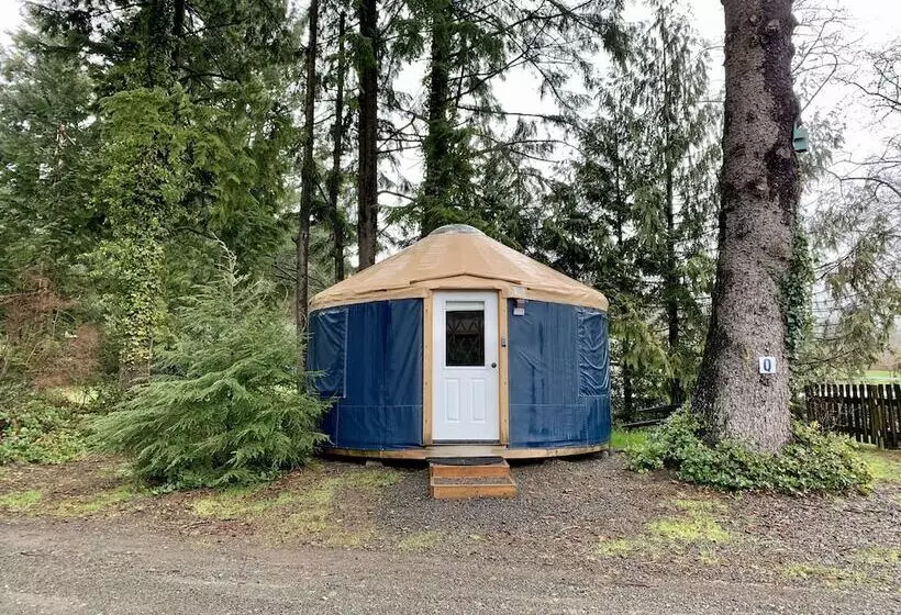 Hotelli Tillamook Bay City Rv Park