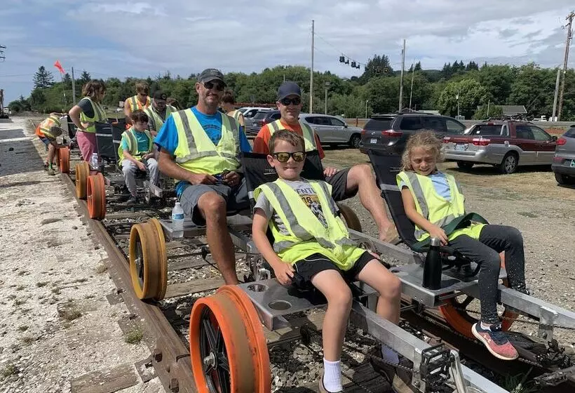 Hotelli Tillamook Bay City Rv Park