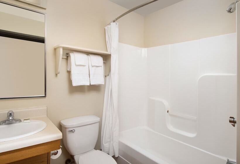 هتل Woodspring Suites St Louis St Charles