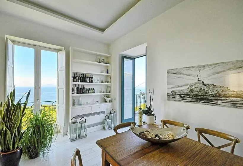 Luxury Apartment With Amazing Sea View