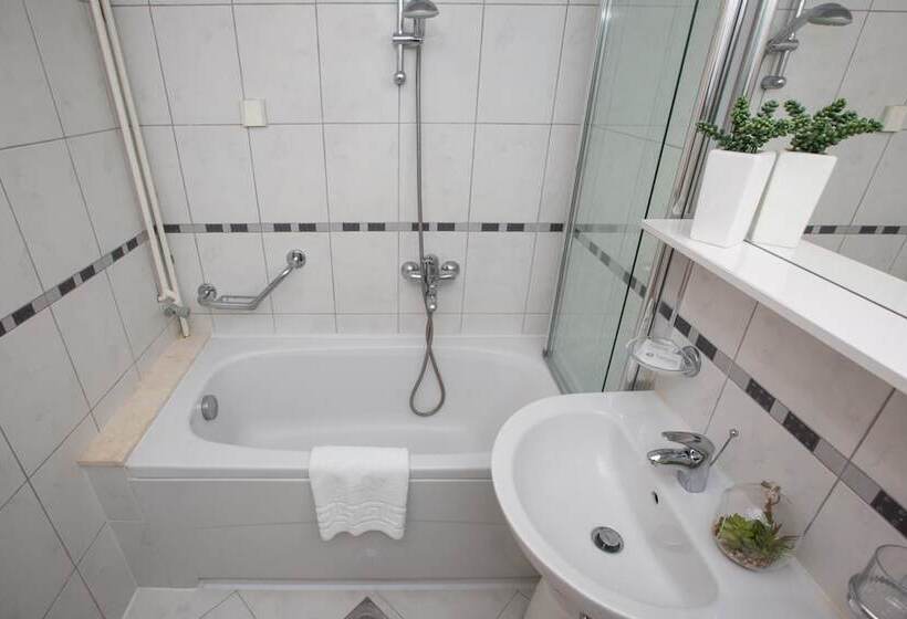 پانسیون Apartments Koncul