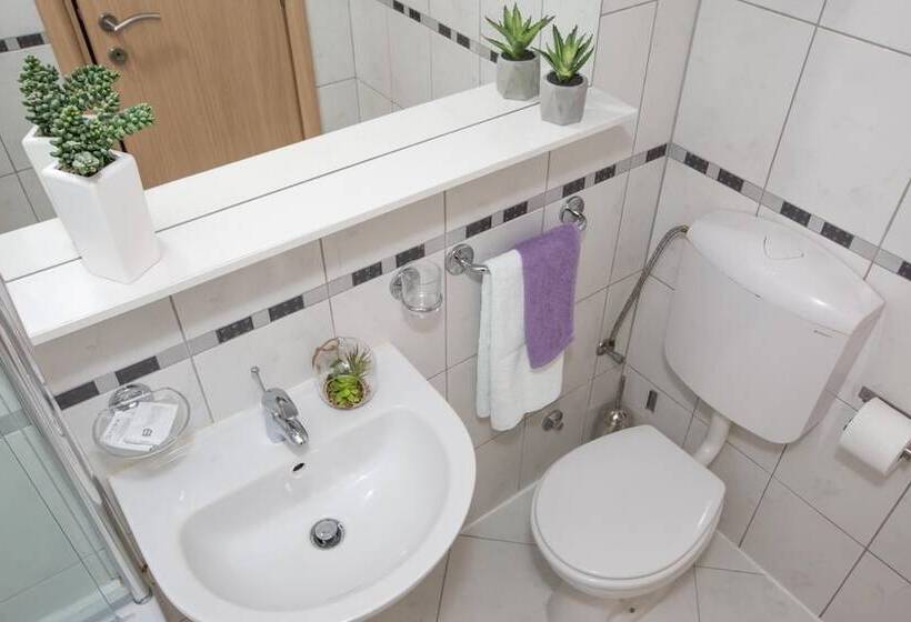 پانسیون Apartments Koncul