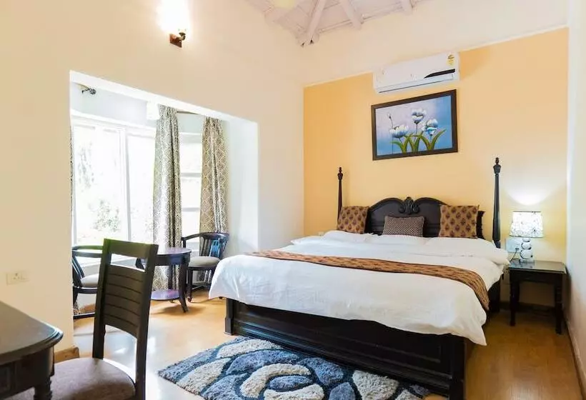 ベッドアンドブレックファースト Neelesh Inn   A Luxury Lake View