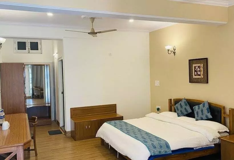 ベッドアンドブレックファースト Neelesh Inn   A Luxury Lake View