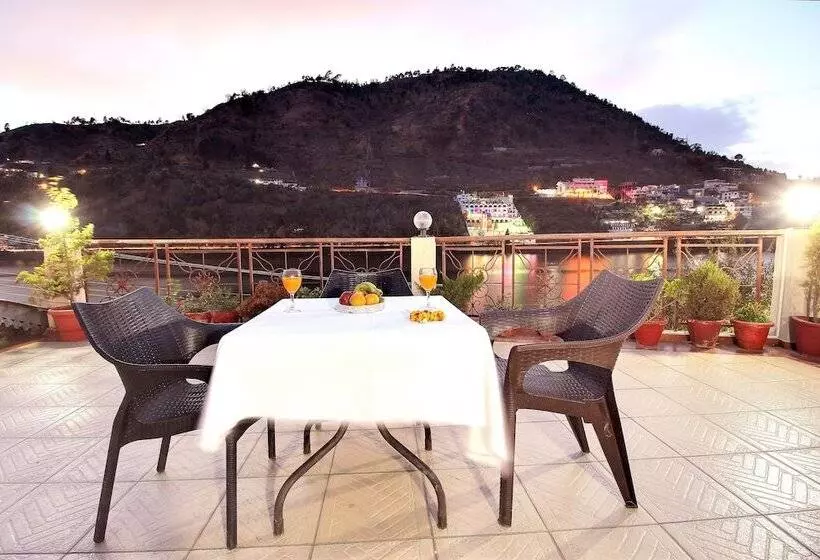 ベッドアンドブレックファースト Neelesh Inn   A Luxury Lake View