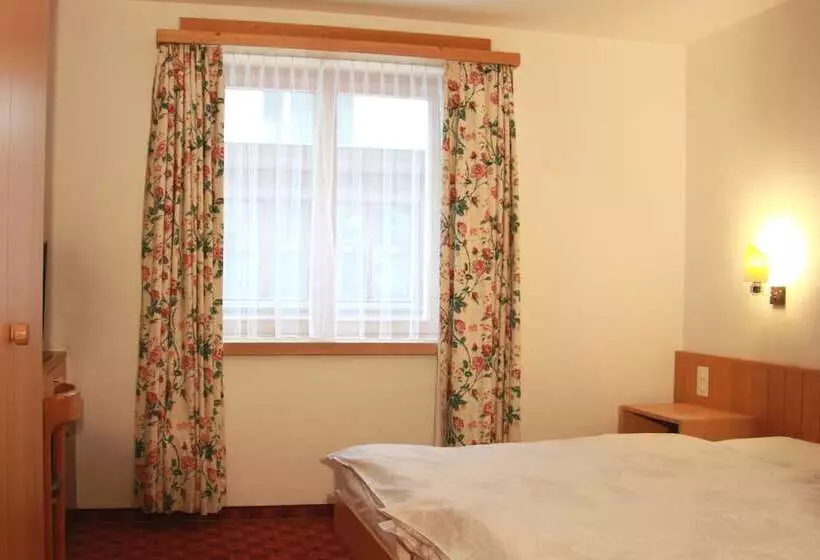 Aamiaismajoitus (B&B) Petit Steffani