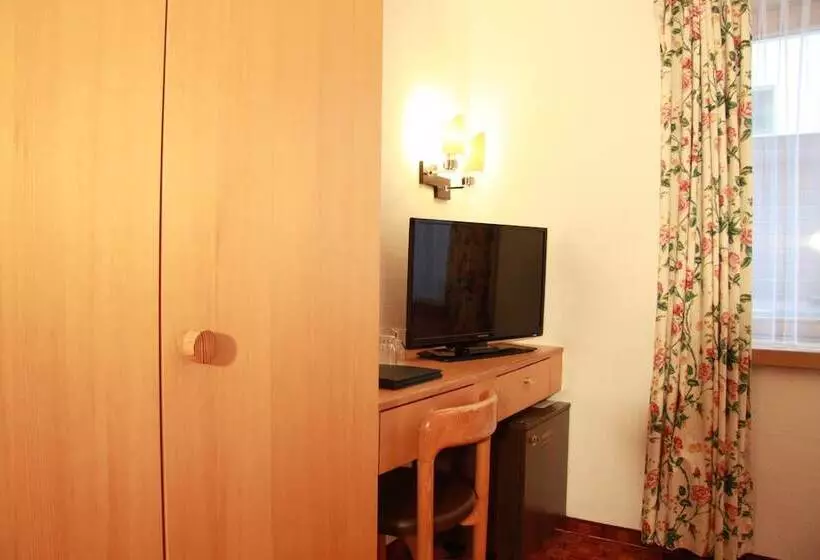 Aamiaismajoitus (B&B) Petit Steffani