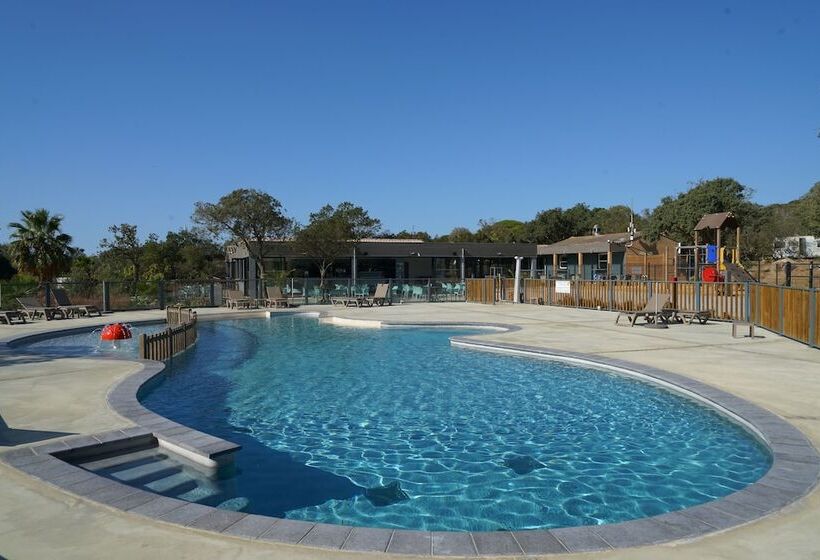 ホテル Camping Le Damier