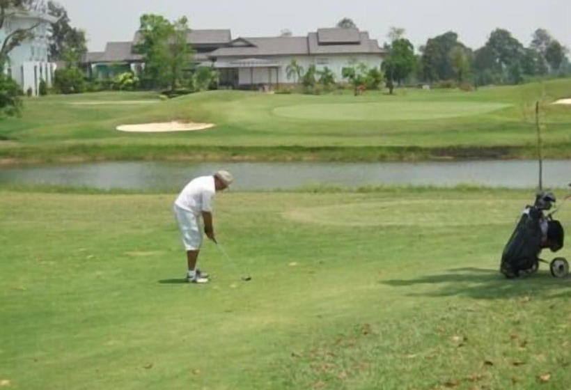 בית מלון כפרי Dancoon Golfclub And