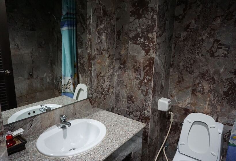 בית מלון כפרי Dancoon Golfclub And