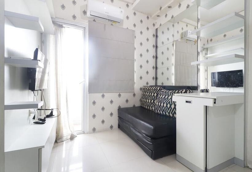 בית מלון כפרי Green Pramuka City By Sr Property