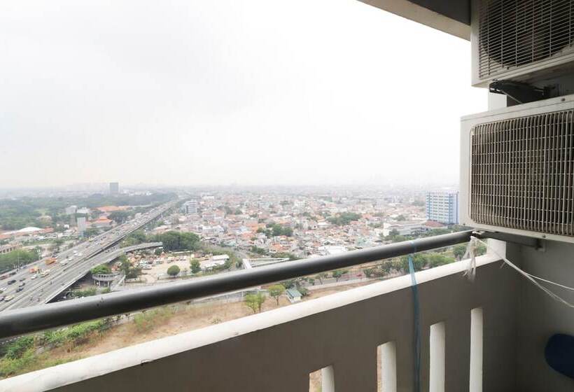 בית מלון כפרי Green Pramuka City By Sr Property