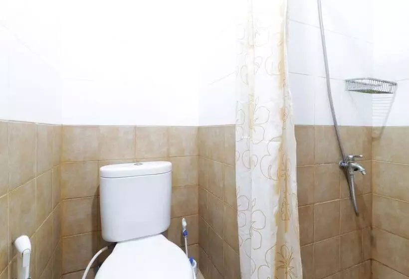 ホテル Green Pramuka City By Sr Property