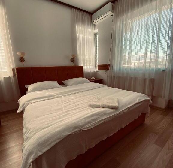 Hotel Ambient   Struga