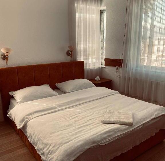 Hotel Ambient   Struga