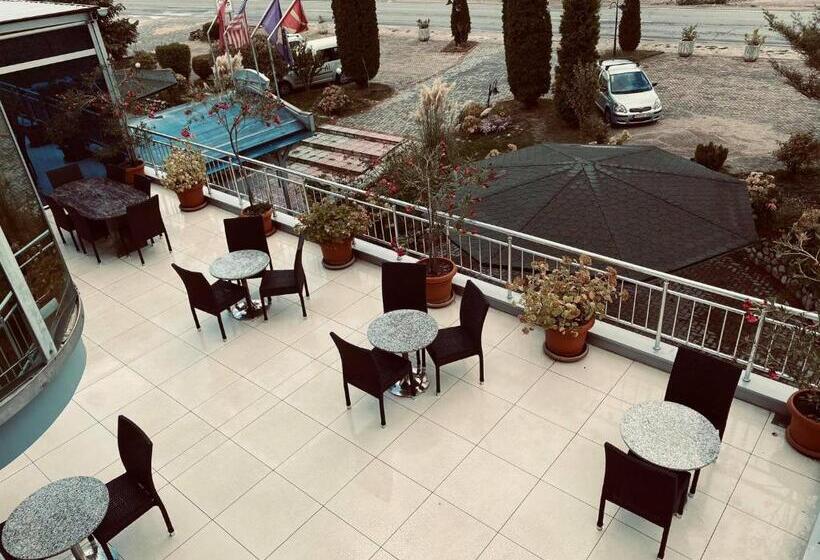 Hotel Ambient   Struga