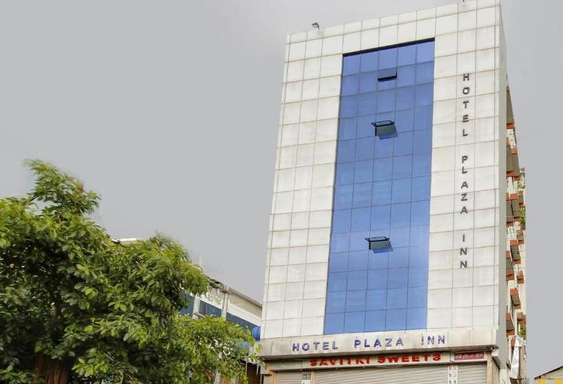 בית מלון כפרי Collection O 74171 Plaza Inn