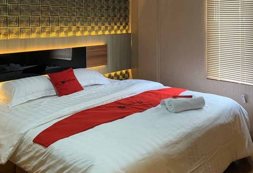 Hotel Reddoorz Plus @ Simpang Usu Medan