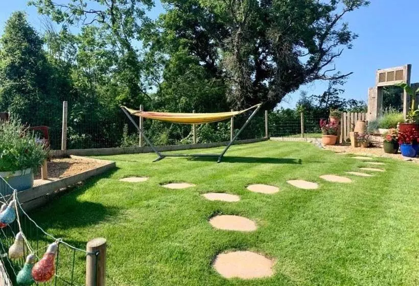 پانسیون Nesscliffe