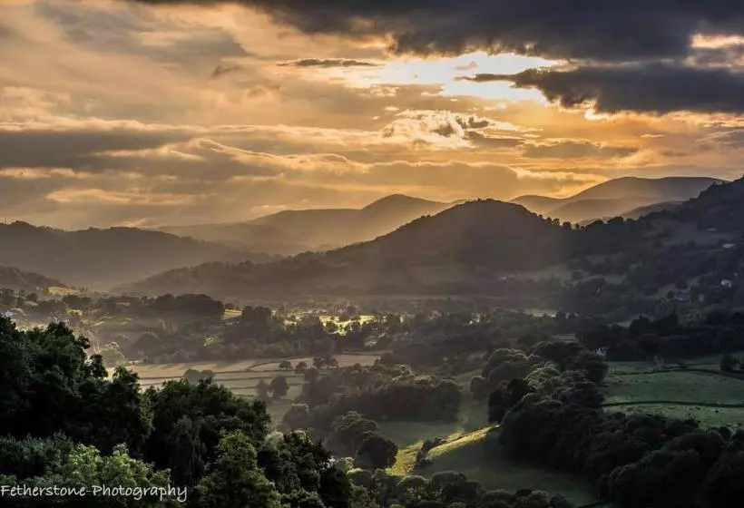 پانسیون Nesscliffe