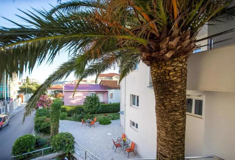 Pension Vila Lazovic