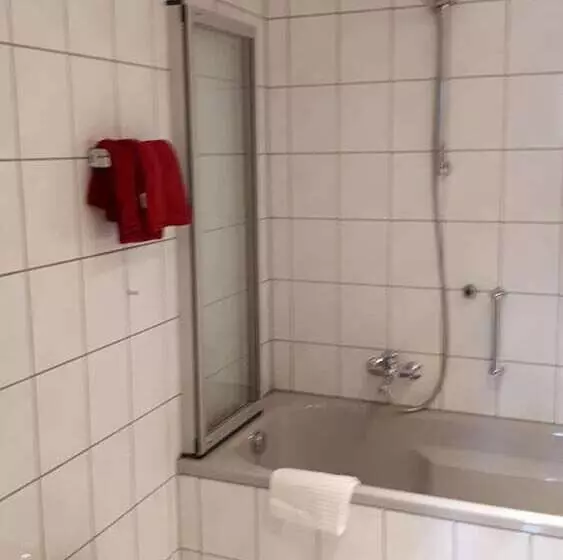 Prisma Hotel Burg Bollendorf