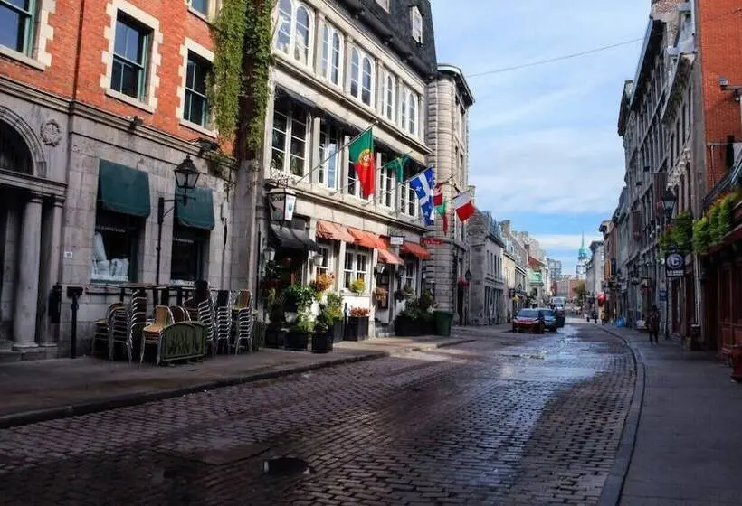 AC Hotel by Marriott Old Montreal