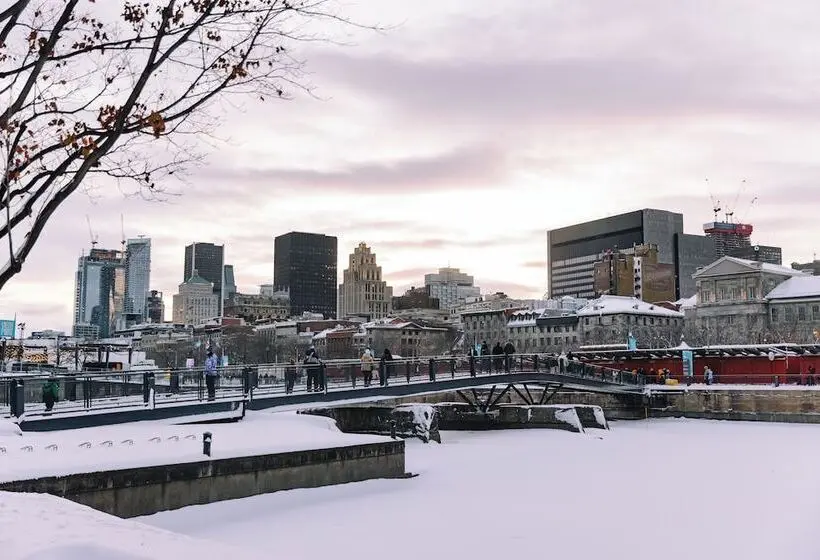 AC Hotel by Marriott Old Montreal