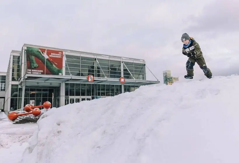 AC Hotel by Marriott Old Montreal