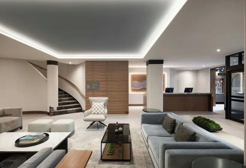 AC Hotel by Marriott Old Montreal