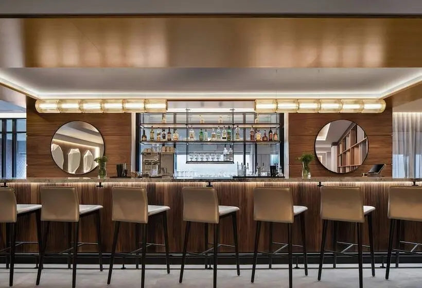 AC Hotel by Marriott Old Montreal