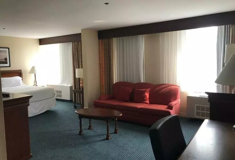 Four Points By Sheraton Wakefield Boston Hotel & Conference Center