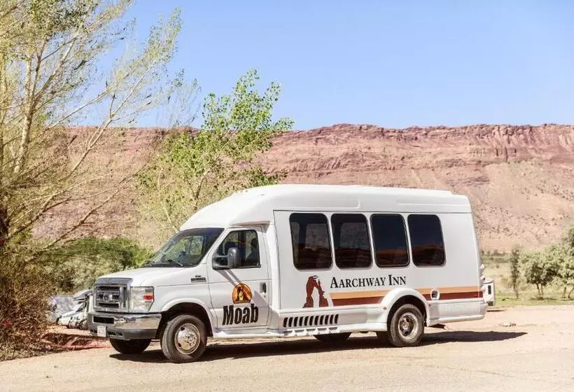 בית מלון כפרי Aarchway Inn